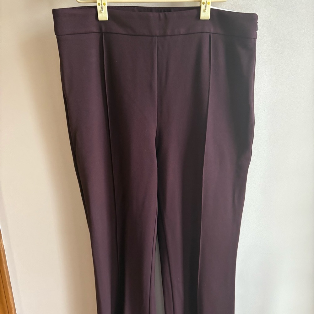 ANN TAYLOR NWT 12P High Rise Slightly Flared Leg Full length knit trouser pants